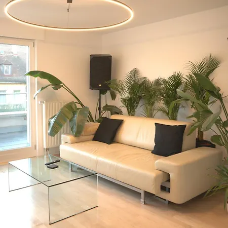 Einzigartiges Penthouse - Moderne Und Gruene Oase * 维尔茨堡