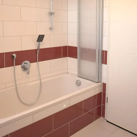 Einzigartiges Penthouse - Moderne Und Gruene Oase 公寓